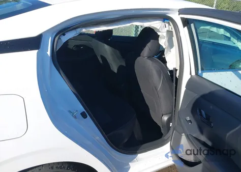 2025 Nissan Sentra Sv z USA, uszkodzony, nr VIN 3N1AB8CV5SY255646